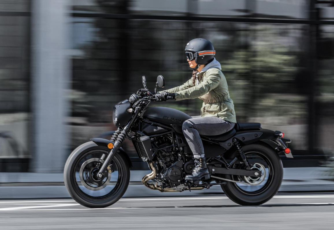 KAWASAKI ELIMINATOR 500 SE MY26 Metallic Matte Carbon Gray / Flat Ebony