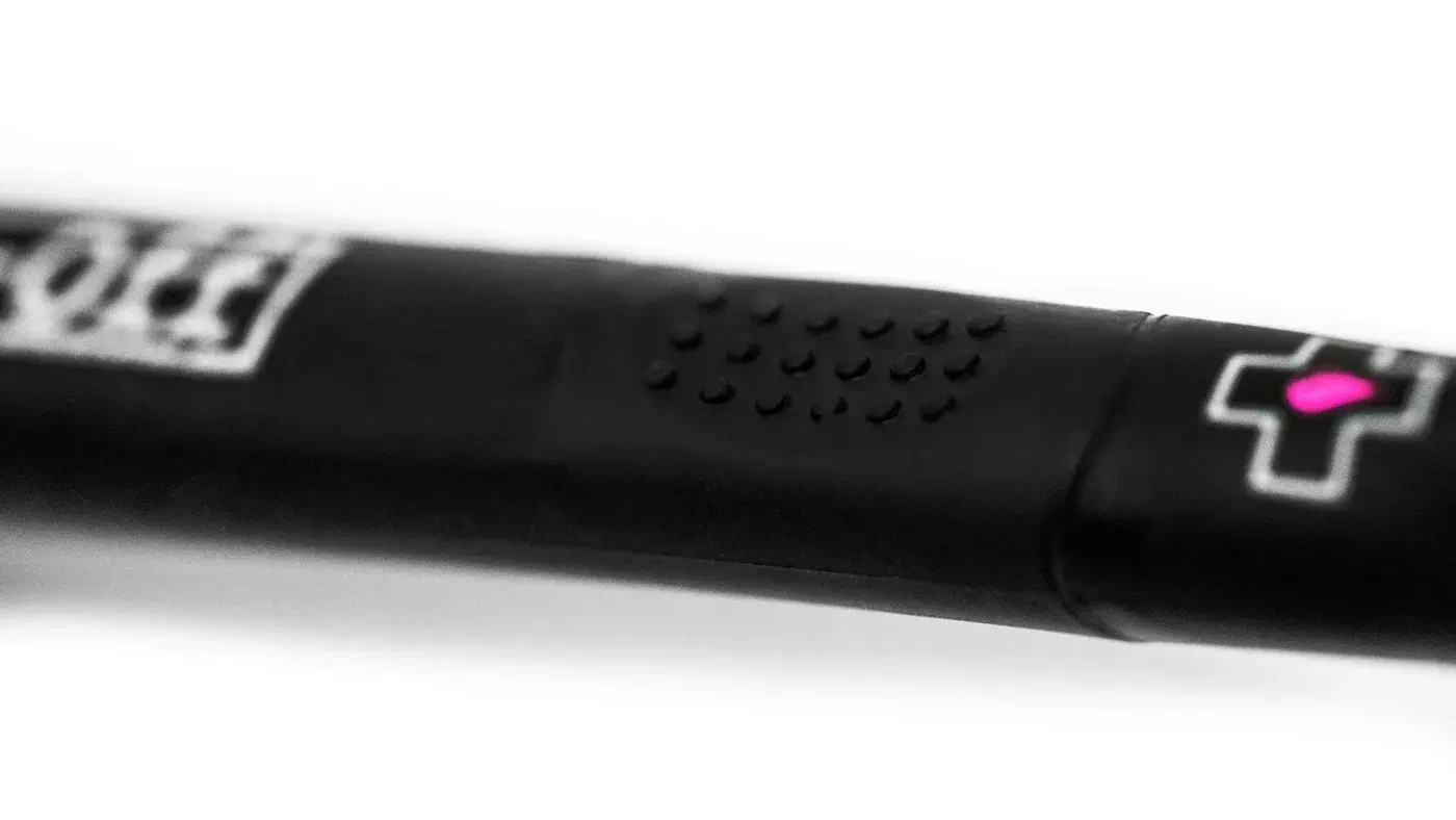 Kartáč na pneumatiky a kazety MUC-OFF 369