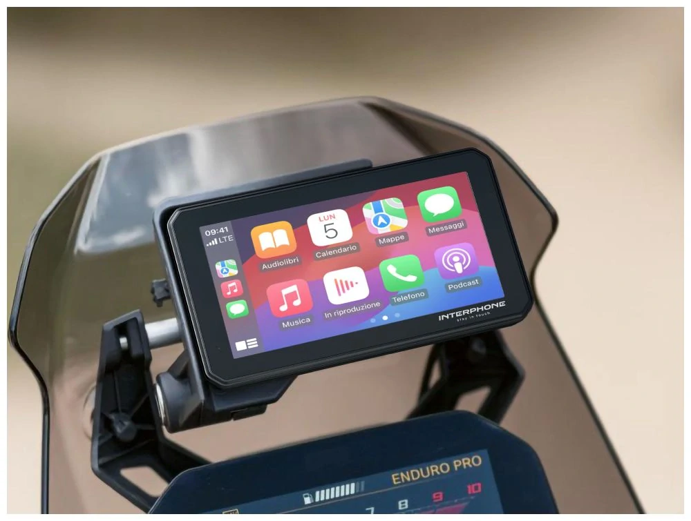 Interphone displej BMW - Apple CarPlay a Android Auto pro motocykly