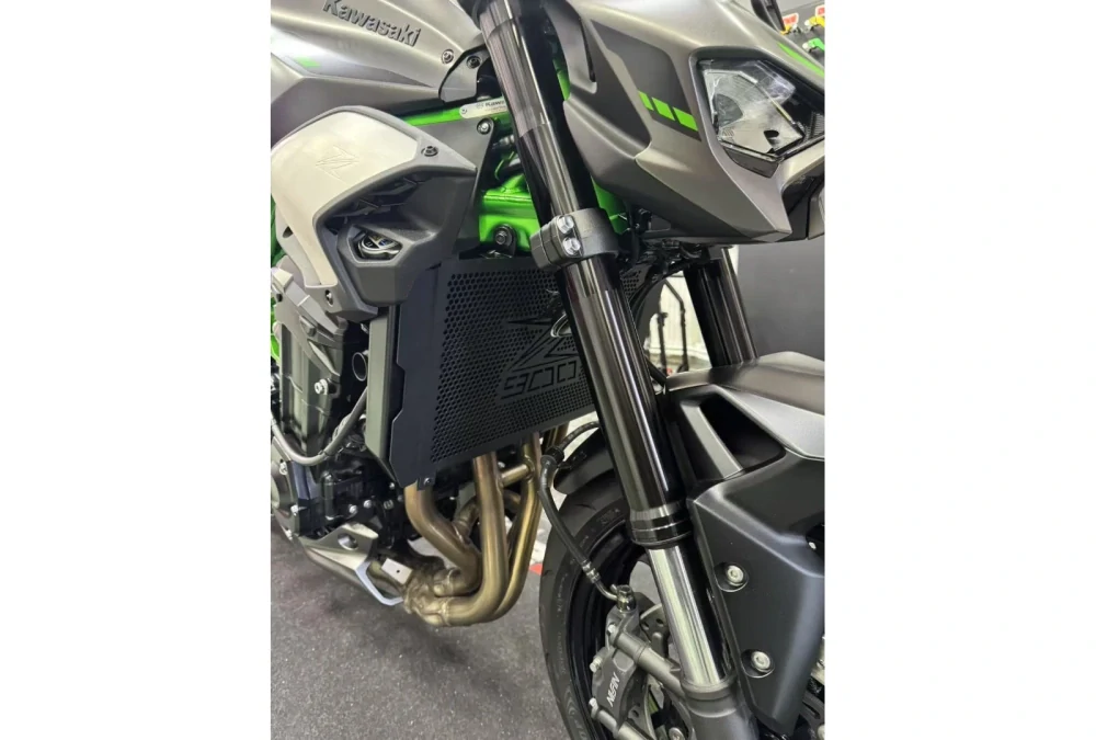 SEFIS kryt chladiče Kawasaki Z900 2017-2026