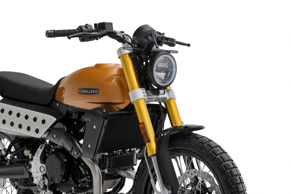 Fantic Caballero DELUXE 500 oranžová
