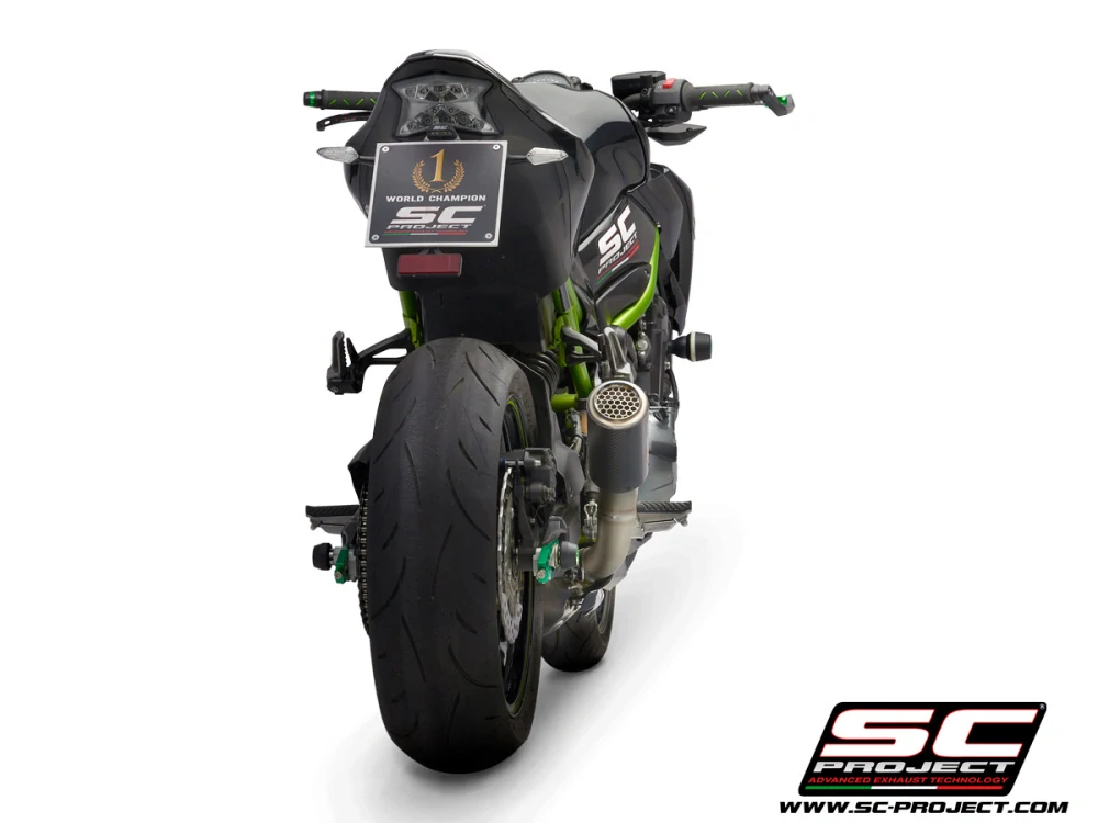 SC-PROJECT KAWASAKI Z900 A2 (2017-2020)Výfuk z uhlíkových vláken CR-T s mřížkou proti kamenům