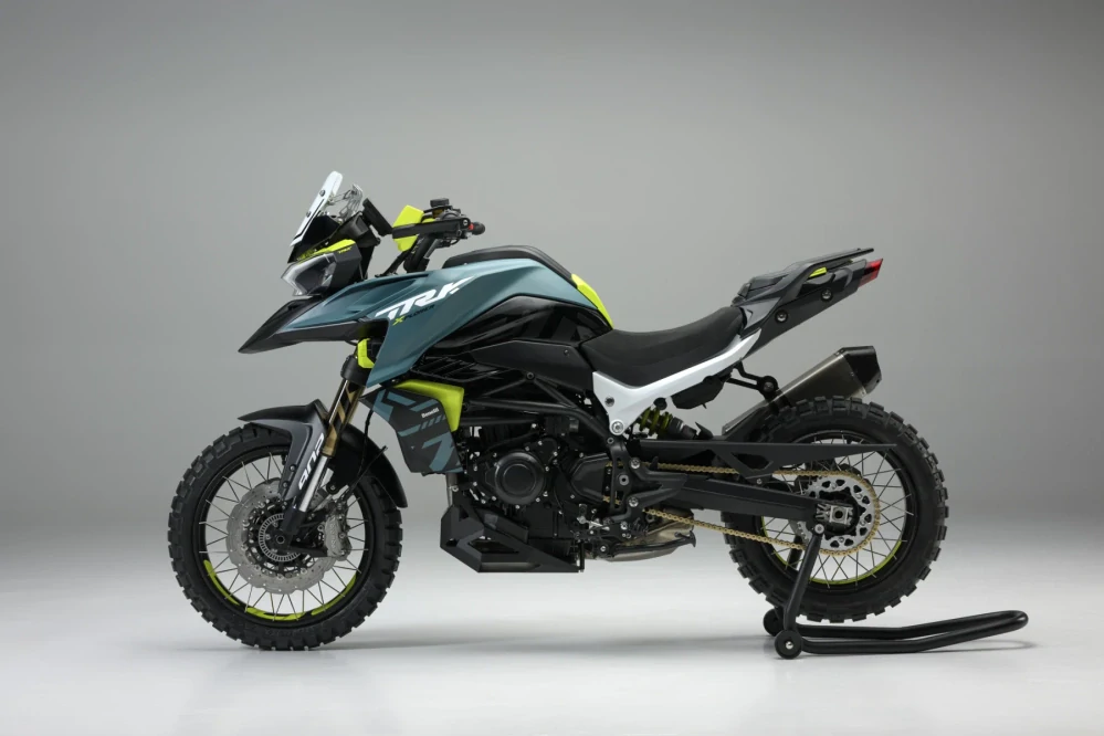 Benelli TRK 902 Xplorer zelená