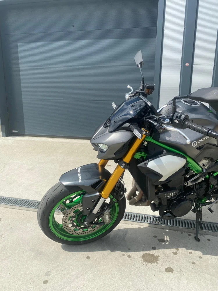 KAWASAKI Z900 SE - PŘEDVÁDĚCÍ MOTORKA 