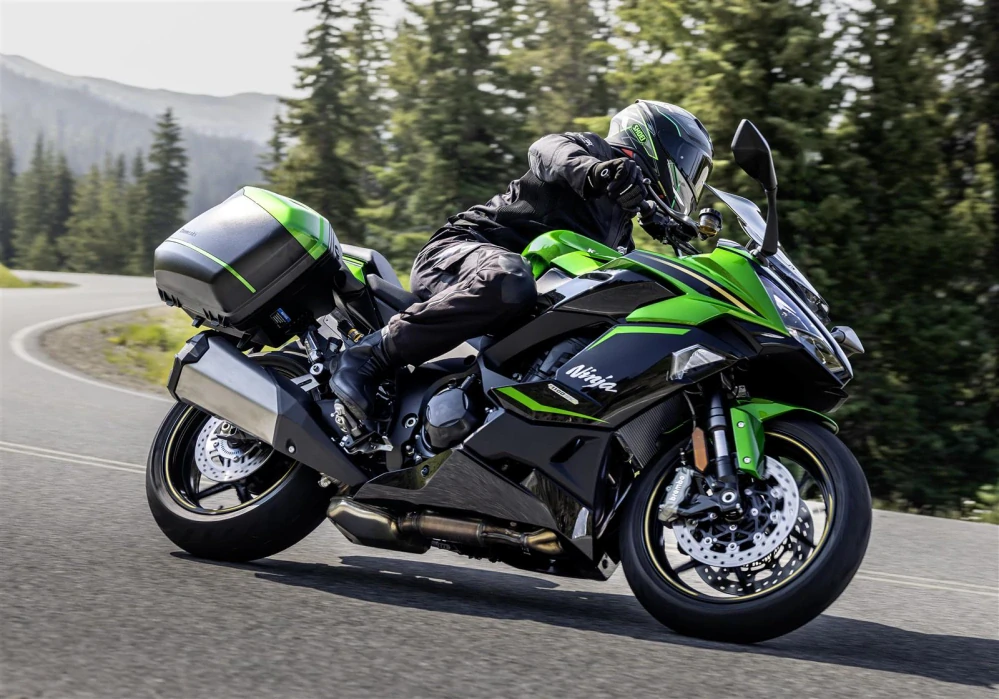 KAWASAKI NINJA 1100SX SE Emerald Blazed Green / Metallic Diablo Black PERFORMANCE TOURER