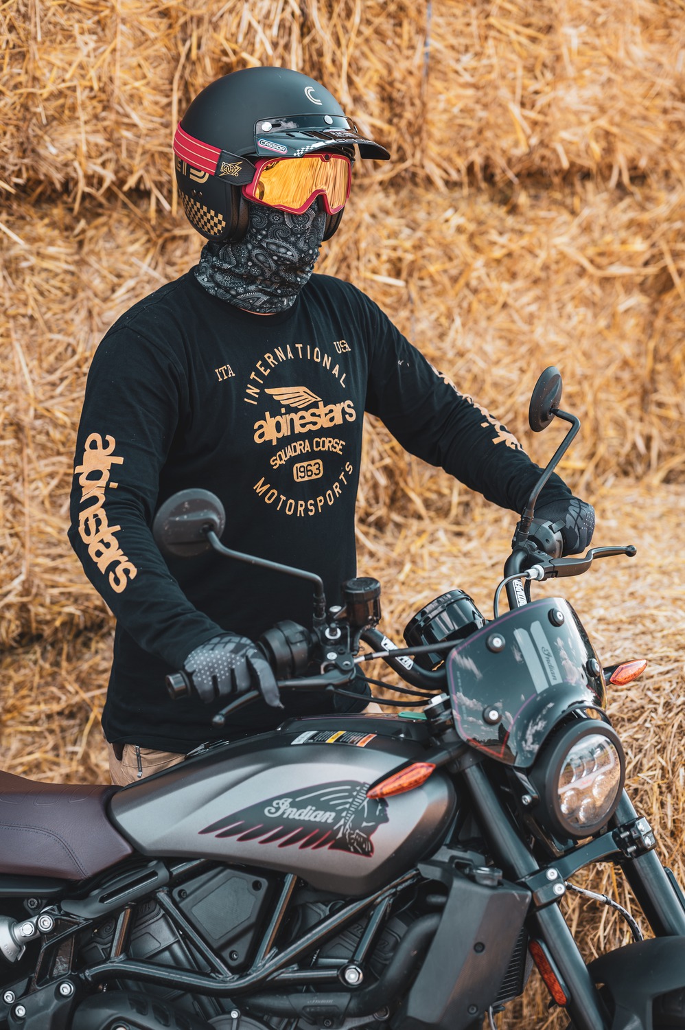 CASSIDA plochý kšilt Oxygen/Eso Racing Spirit (černý, cvakání na druky)