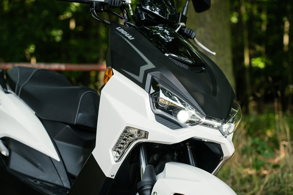 Linhai Buck 125 - bílá, EU5+
