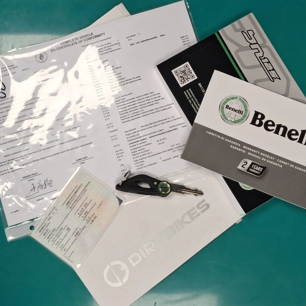 BENELLI BN 125 EURO5 rok 2026 šedá - BAZAR