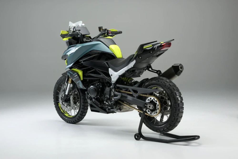 Benelli TRK 902 Xplorer zelená