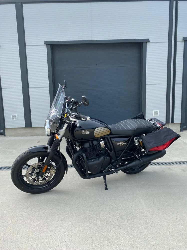 ROYAL ENFIELD INTERCEPTOR 650 - BAZAR