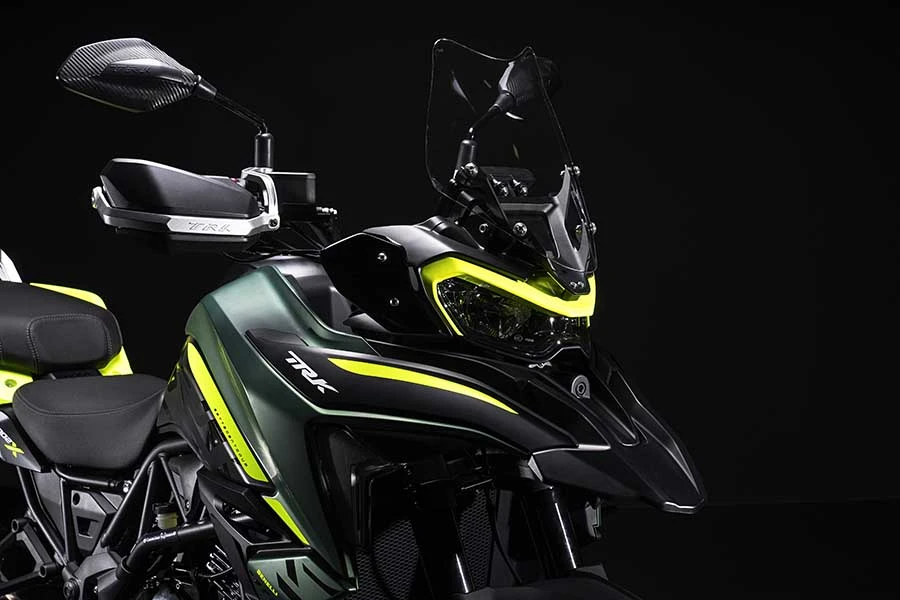 Benelli TRK 702X Adventure Forest Green + PŘÍSLUŠENSTVÍ ZDARMA