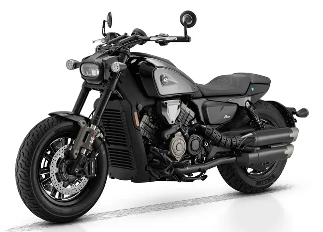 QJMOTOR SRV 600 černá