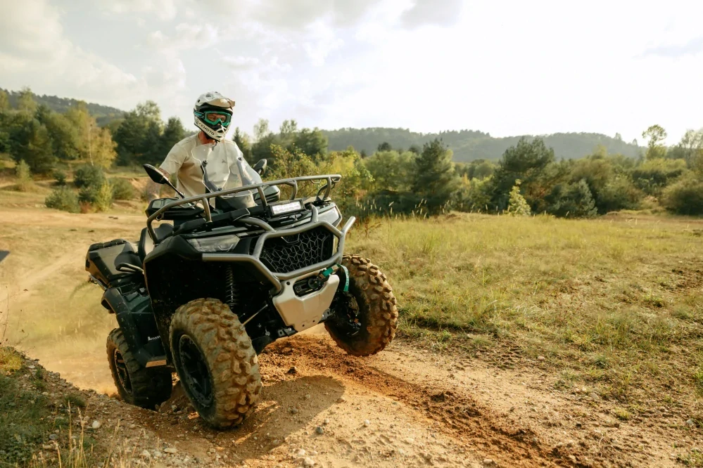 CFMOTO Gladiator X1000 G3 V-Twin EPS T3b OVERLAND pískově žlutá