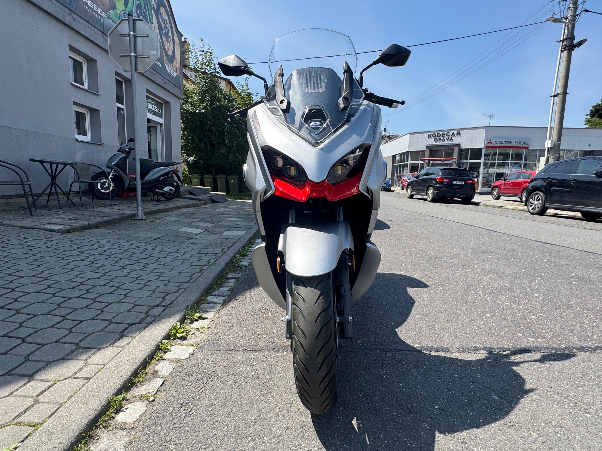 QJMOTOR MTX 125 šedo-červená