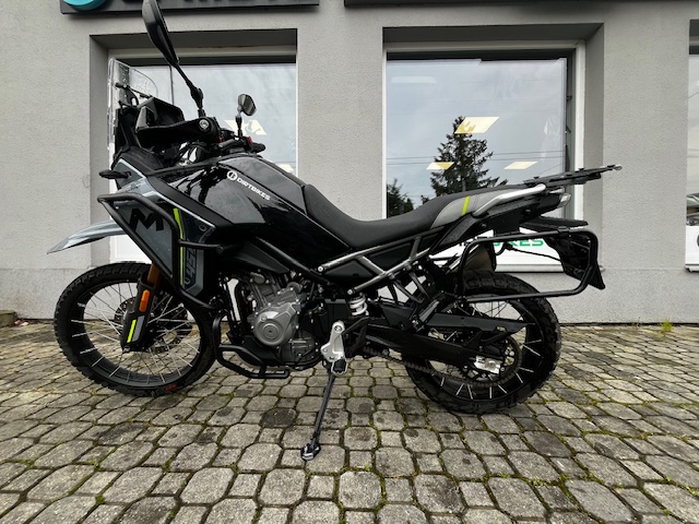 Plotna postranního stojanu pro CFMOTO 450 MT (šedá)