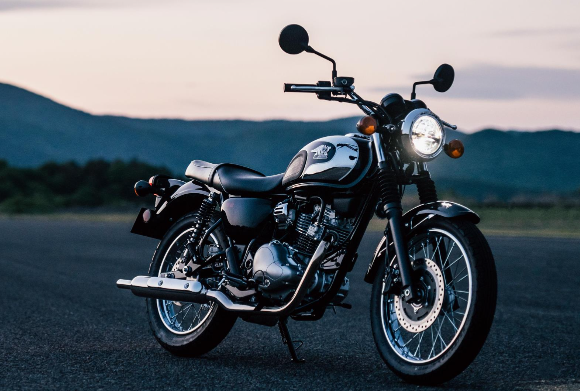 KAWASAKI Meguro S1 MY26 Ebony (GY1)
