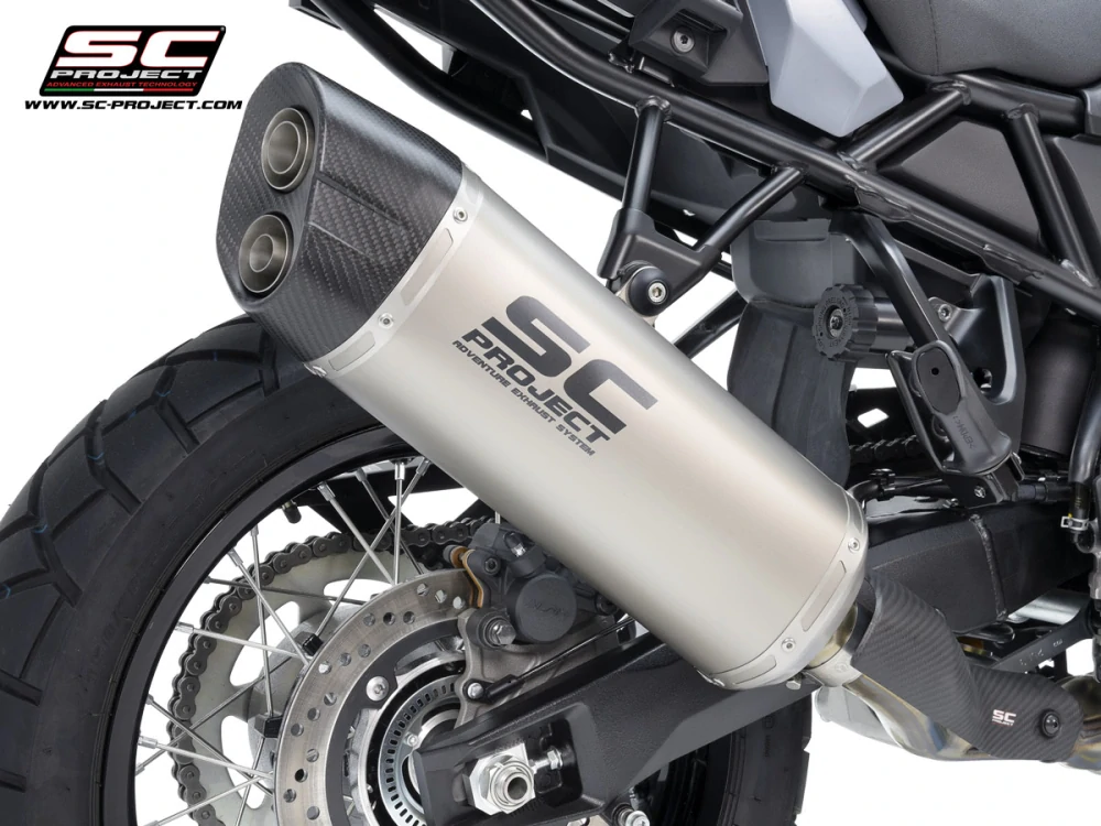 SC-PROJECT Titanový výfuk Adventure Suzuki V-STROM 800DE / 800SE (23-25) E5
