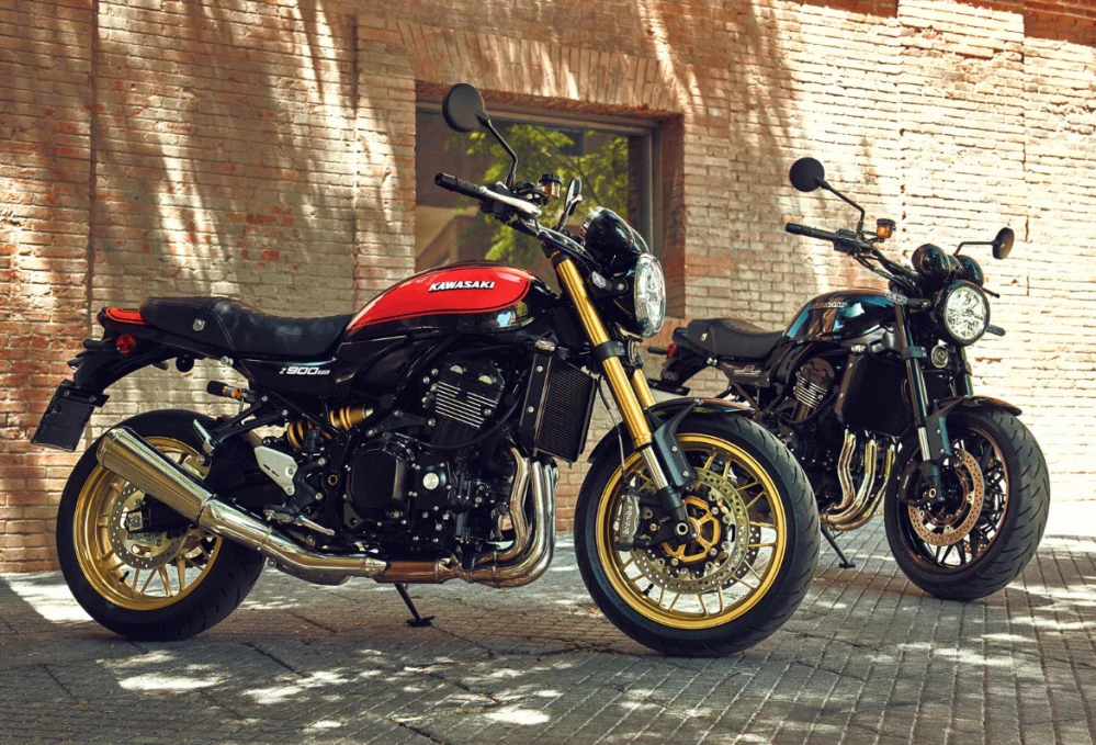 KAWASAKI Z900 RS SE MY26 Metallic Spark Black