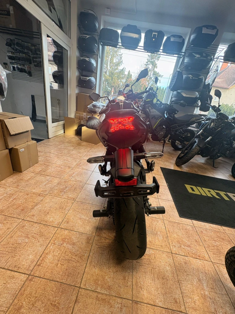 Kawasaki Z650 2025 - Bazar