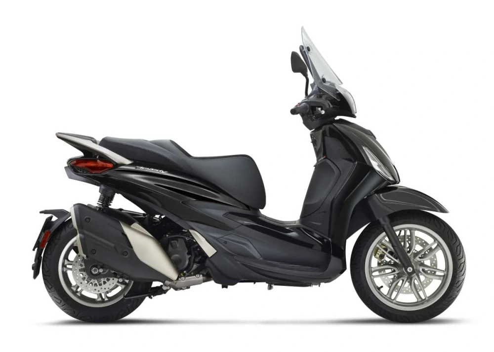 Piaggio Beverly 400 Nero Cosmo