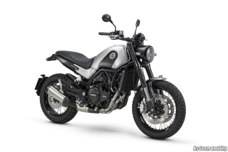 Benelli Leoncino 500 E5 Trail ABS šedá