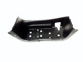 Linhai plastový nášlap pravý FOOTREST RIGHT 05- MODEL 20314b
