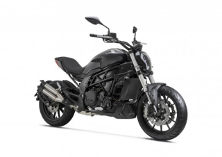 Benelli 502C EURO5 ABS černá