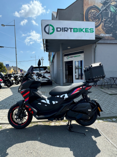 Zadní hliníkový box 35l černý + plotna + montážní sada Aprilia SR GT 125/200