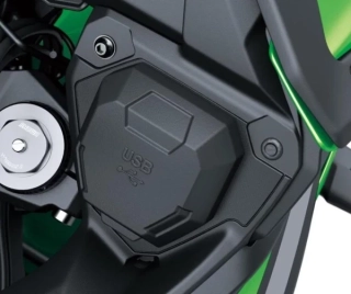 USB zásuvka pro Versys 650
