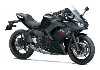 KAWASAKI Ninja 650 MY26  Metallic Flat Spark Black / Metallic Carbon Gray   