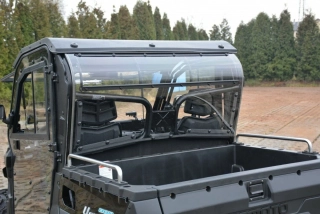 UTV830/550 Zadní polykarbonátový panel DFK
