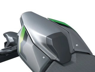 Potah sedla spolujezdce Kawasaki Z900 Metallic Carbon Gray
