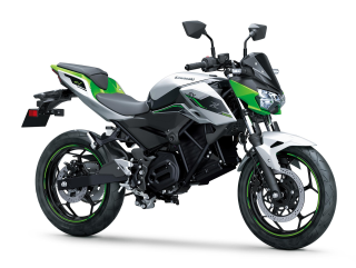 KAWASAKI Z e-1 Metallic Bright Silver / Metallic Matte Lime Green / Ebony